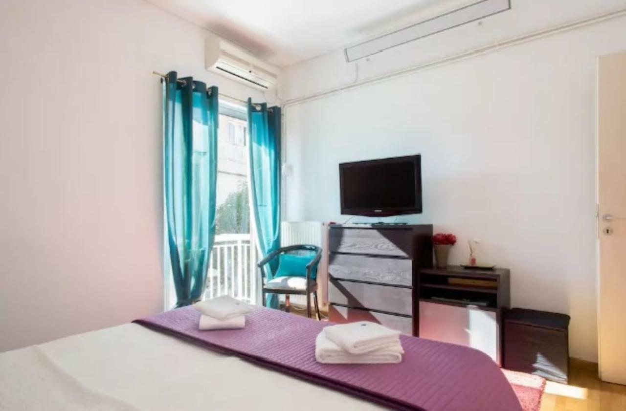 At Trendy Glyfada'S Center Apartment Athens Luaran gambar