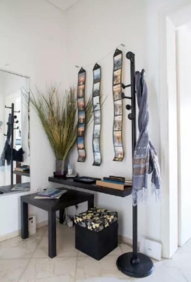 At Trendy Glyfada'S Center Apartment Athens Luaran gambar
