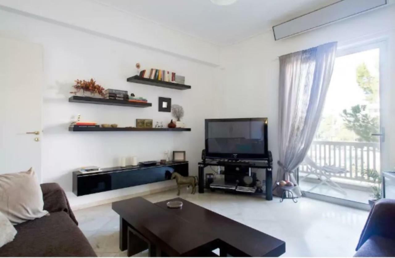 At Trendy Glyfada'S Center Apartment Athens Luaran gambar