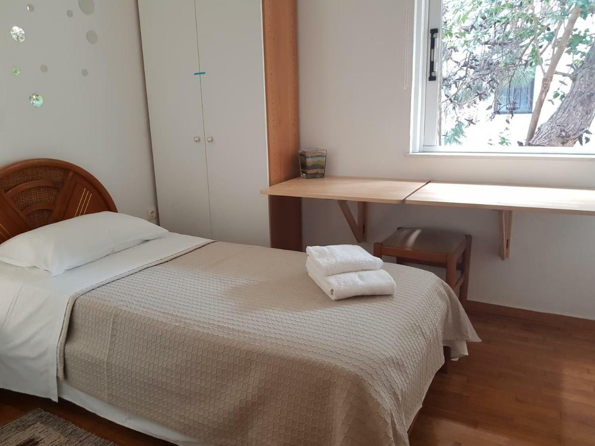 At Trendy Glyfada'S Center Apartment Athens Luaran gambar